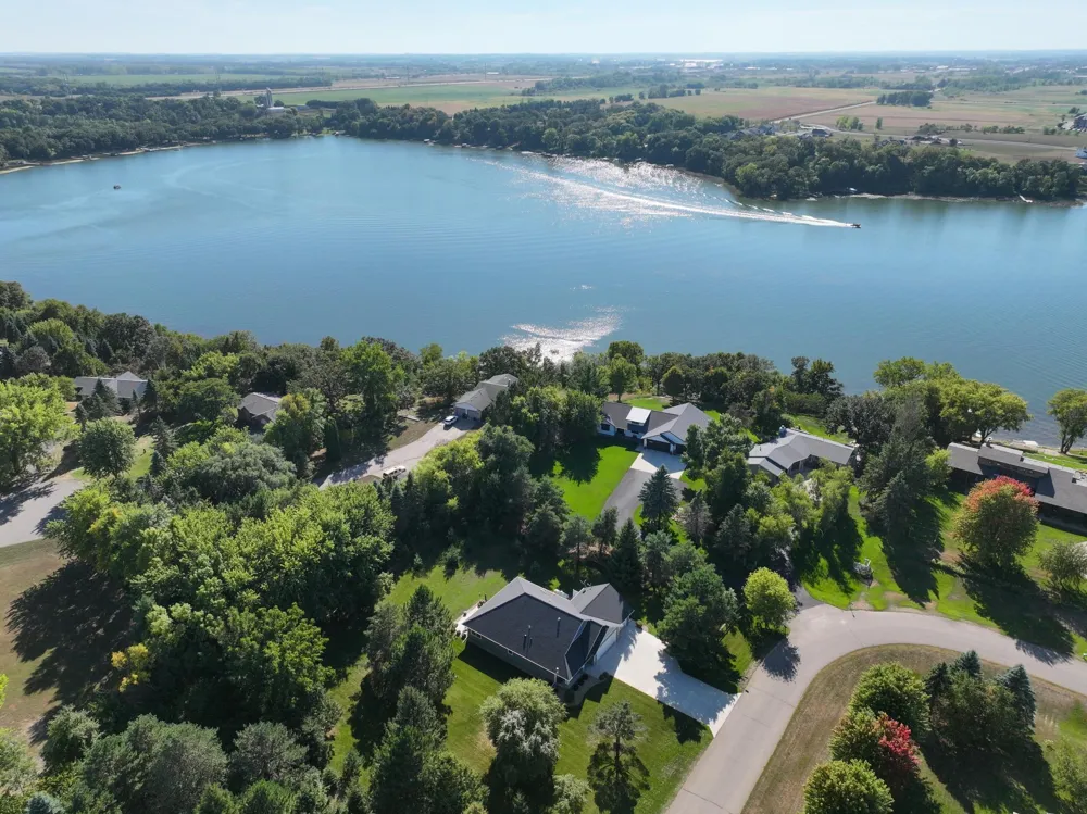 2446 Little Norway SE Alexandria, MN 56308
