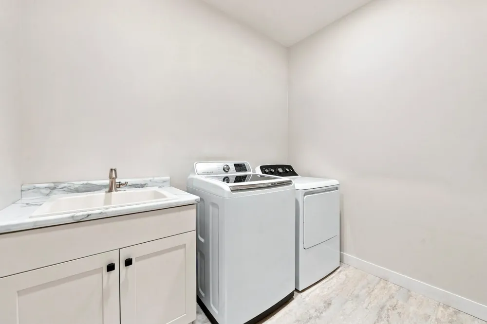 2446 Little Norway SE Alexandria, MN 56308