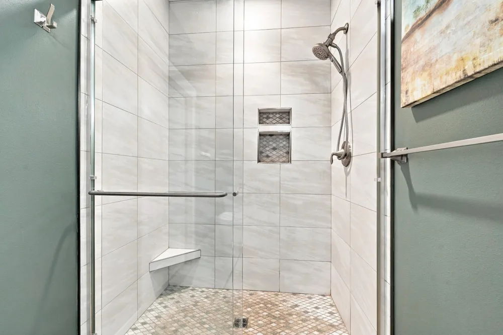 2446 Little Norway SE Alexandria, MN 56308