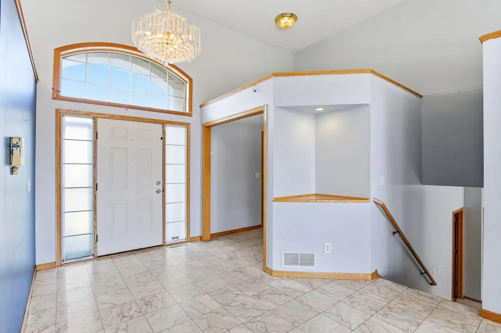 8837 Carriage Hill Place Savage, MN 55378