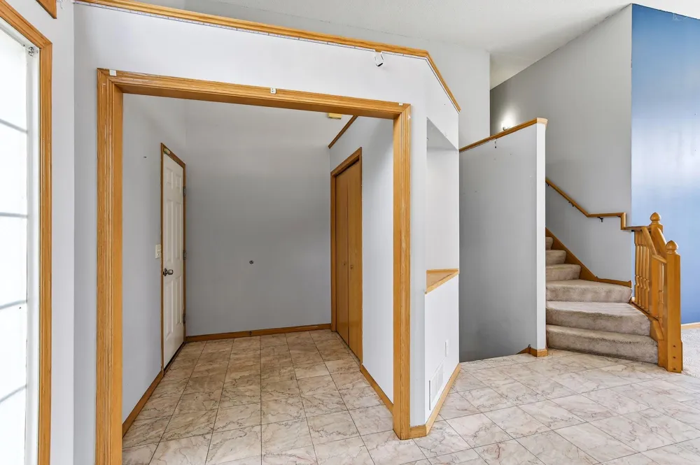 8837 Carriage Hill Place Savage, MN 55378