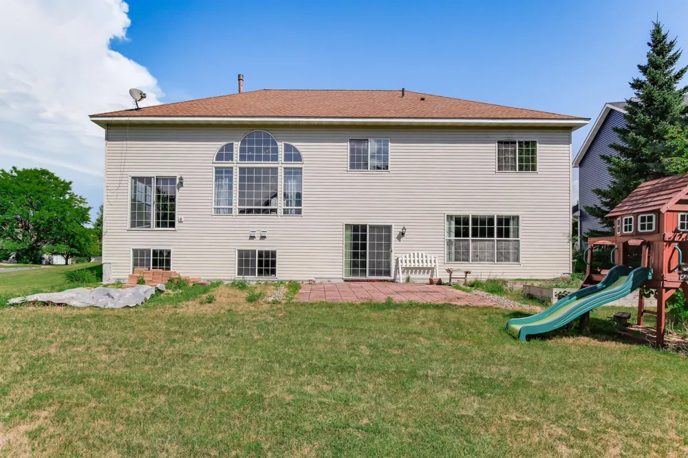 8837 Carriage Hill Place Savage, MN 55378