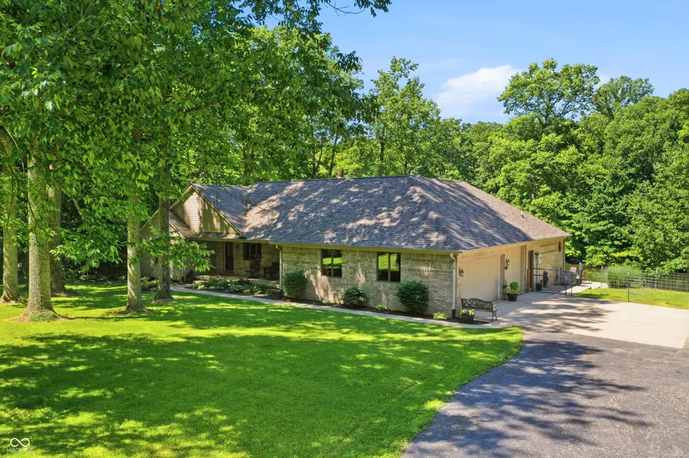 9279 New Harmony Road Martinsville, IN 46151