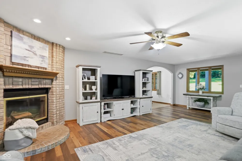 9279 New Harmony Road Martinsville, IN 46151