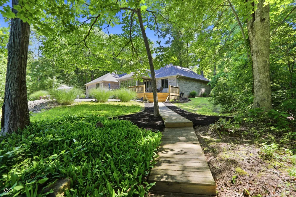 9279 New Harmony Road Martinsville, IN 46151