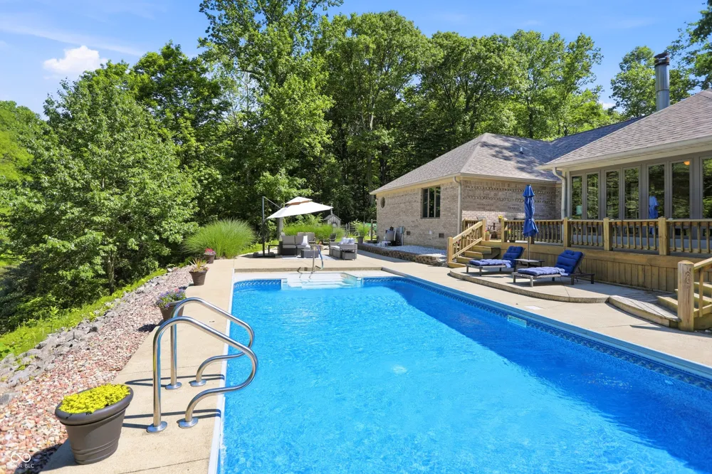 9279 New Harmony Road Martinsville, IN 46151
