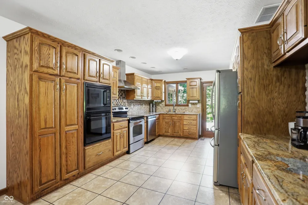 9279 New Harmony Road Martinsville, IN 46151