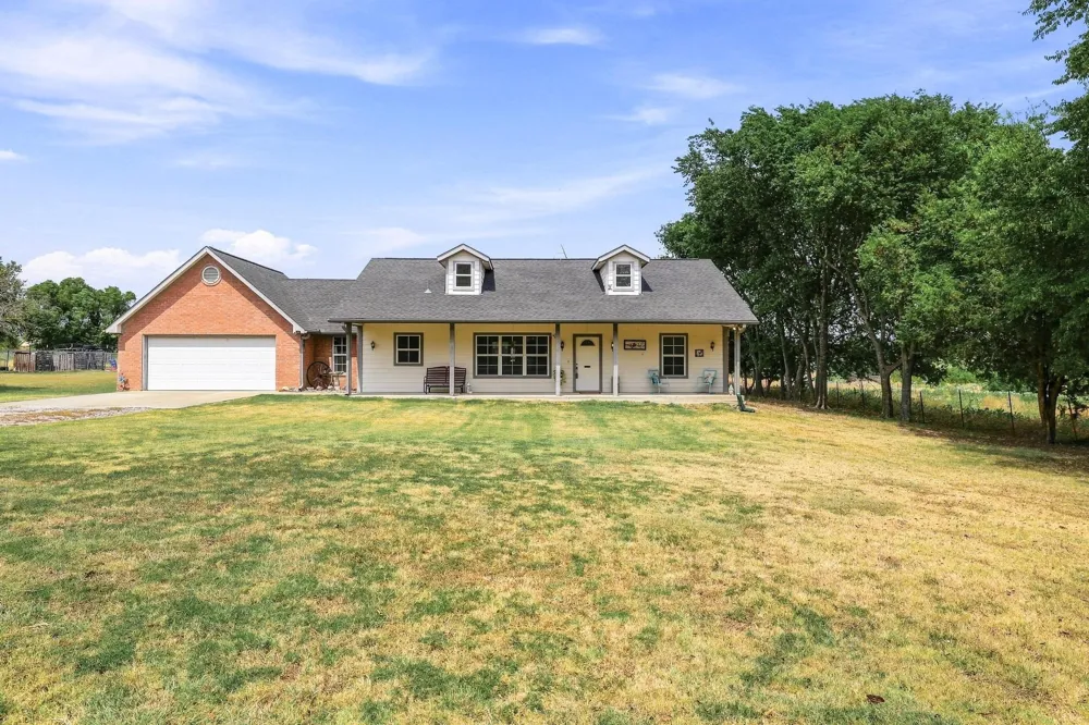 10431 County Road 491 Princeton, TX 75407
