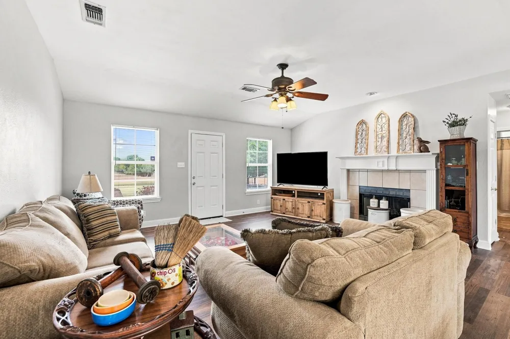 10431 County Road 491 Princeton, TX 75407