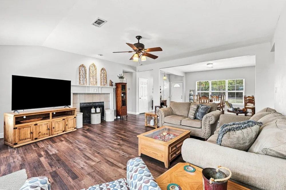 10431 County Road 491 Princeton, TX 75407