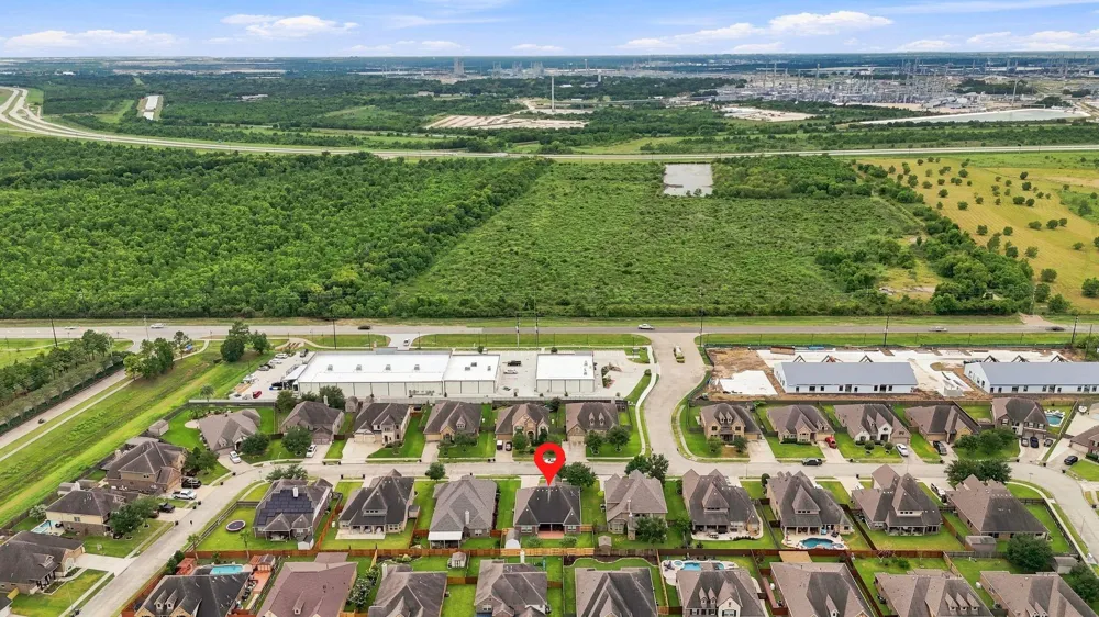 12418 Emerald Lane Dayton, TX 77535