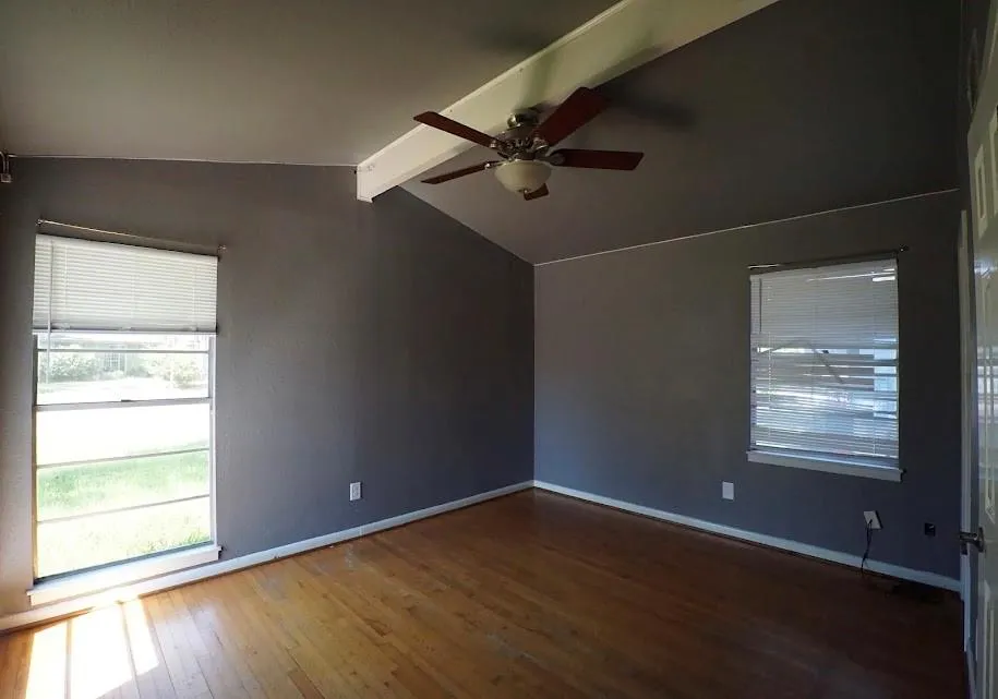 206 Carnation Street Lake Jackson, TX 77566
