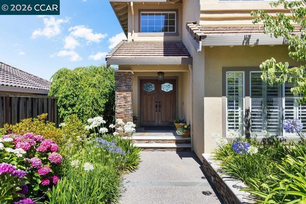318 Sunset Dr Danville, CA 94506