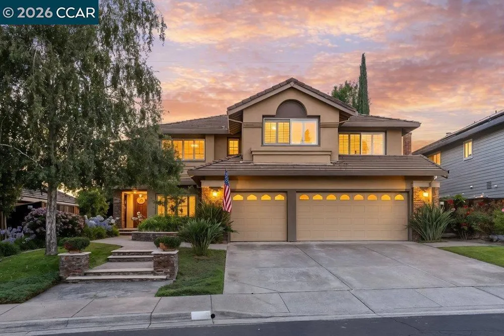 318 Sunset Dr Danville, CA 94506