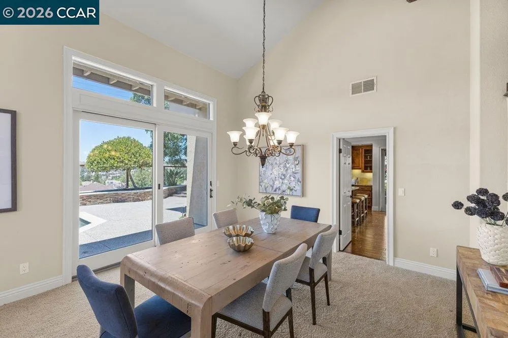 318 Sunset Dr Danville, CA 94506