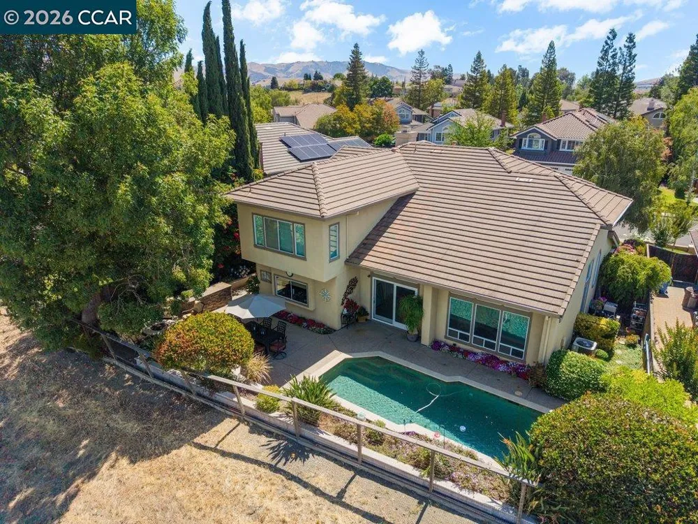 318 Sunset Dr Danville, CA 94506