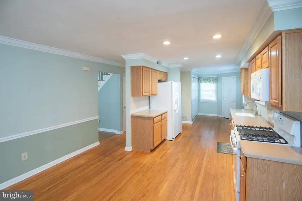 102 DREXEL AVENUE Havertown, PA 19083