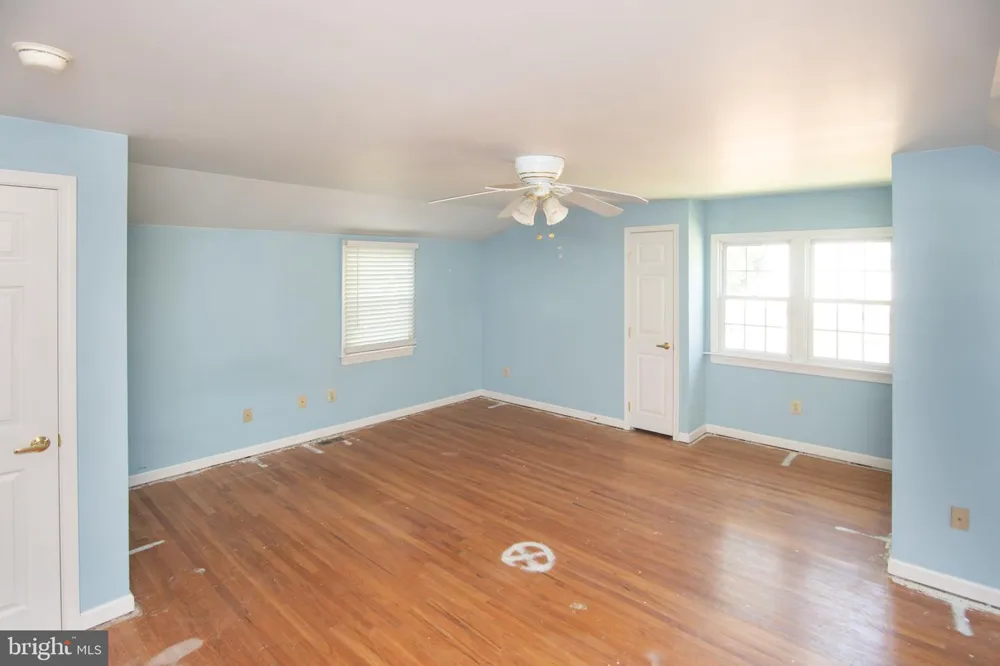 102 DREXEL AVENUE Havertown, PA 19083