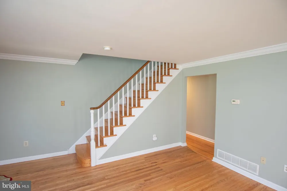 102 DREXEL AVENUE Havertown, PA 19083