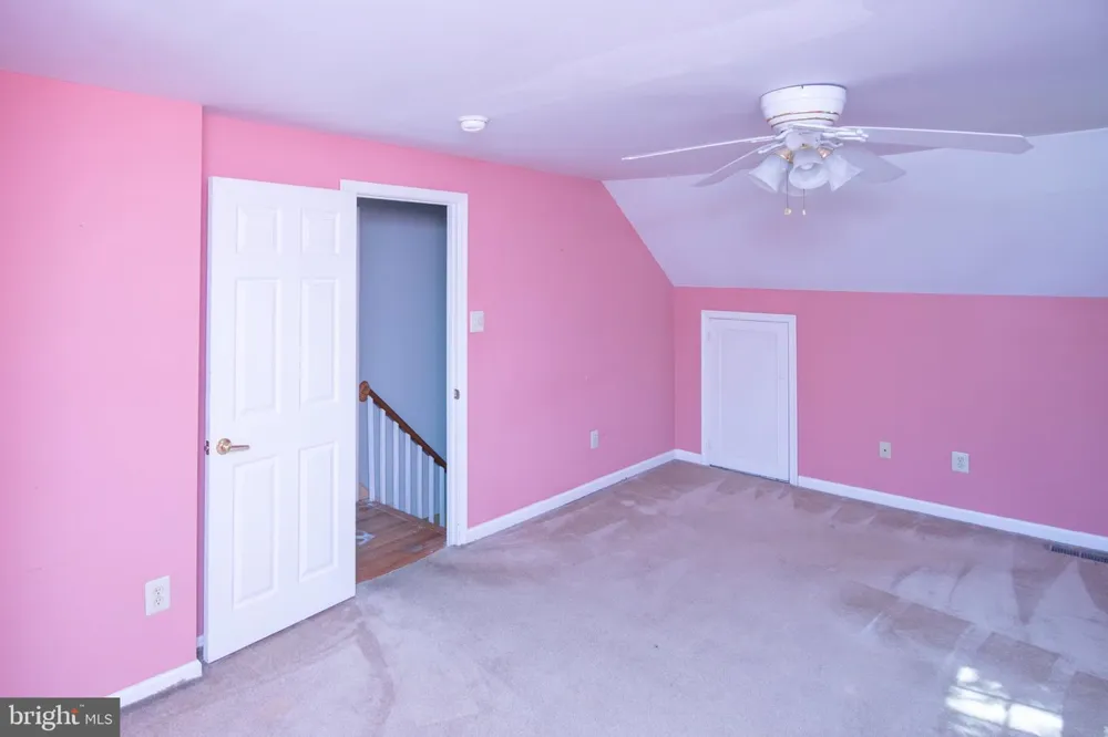 102 DREXEL AVENUE Havertown, PA 19083
