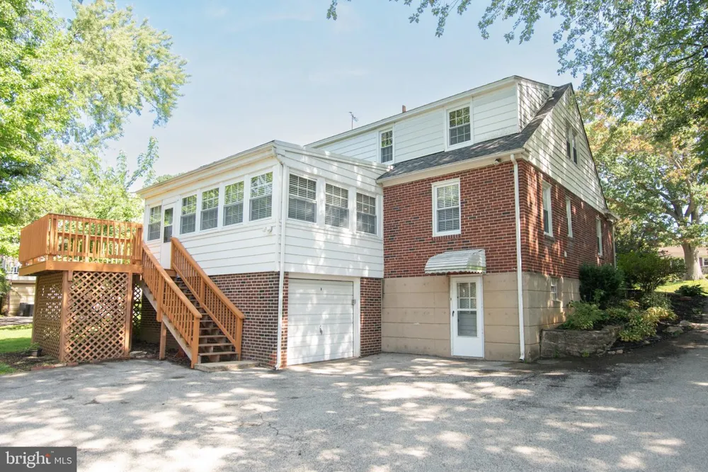 102 DREXEL AVENUE Havertown, PA 19083