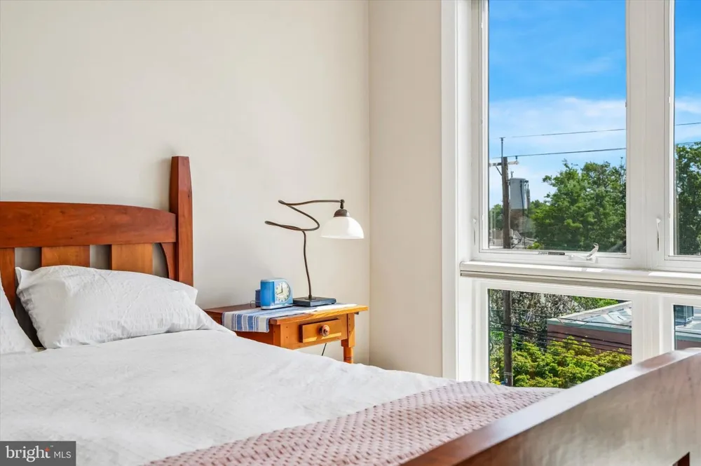 909 E WILLOW GROVE AVENUE #305 Glenside, PA 19038