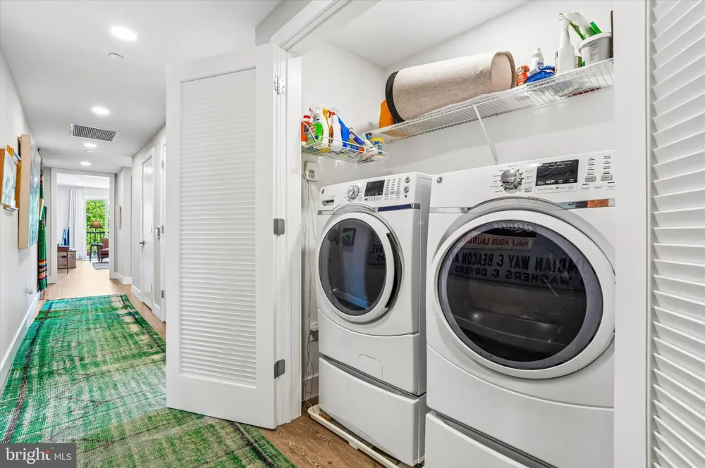 909 E WILLOW GROVE AVENUE #305 Glenside, PA 19038