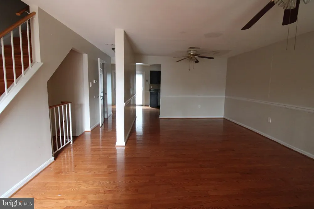 5706 HERITAGE CROSSING COURT Centreville, VA 20120