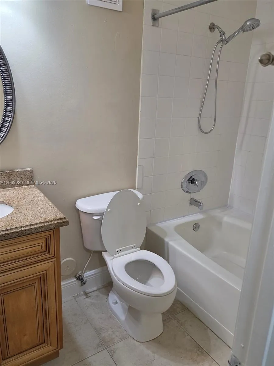 12142 ST ANDREWS PL #110 Miramar, FL 33025