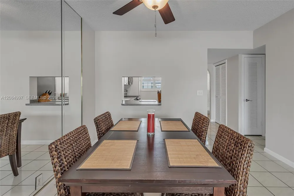 20 Yacht Club Dr #103 North Palm Beach, FL 33408