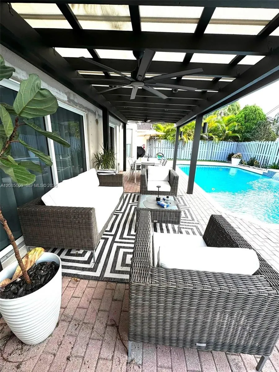 4827 SW 34th Ave Hollywood, FL 33312