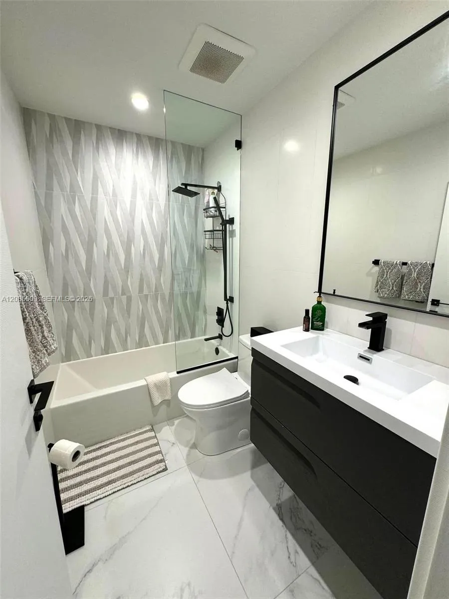 4827 SW 34th Ave Hollywood, FL 33312