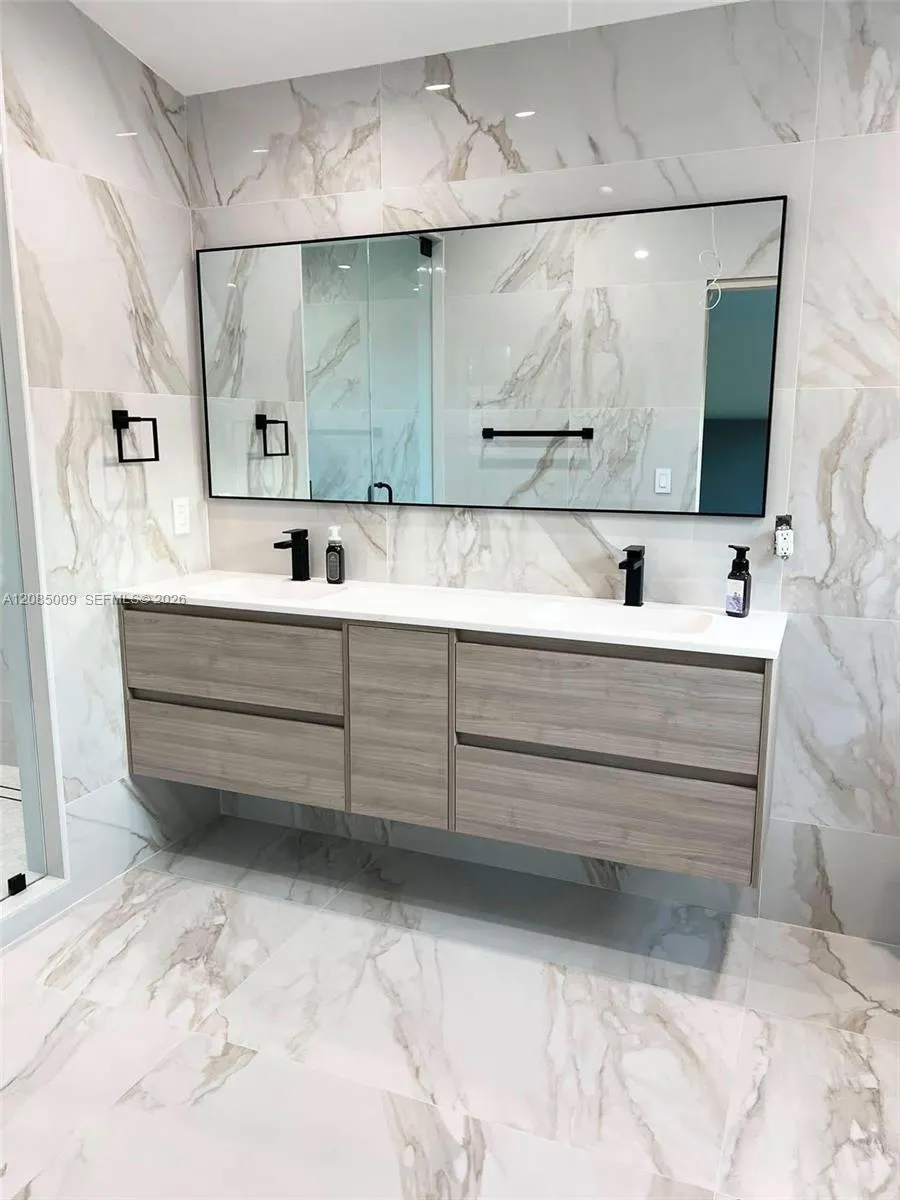 4827 SW 34th Ave Hollywood, FL 33312