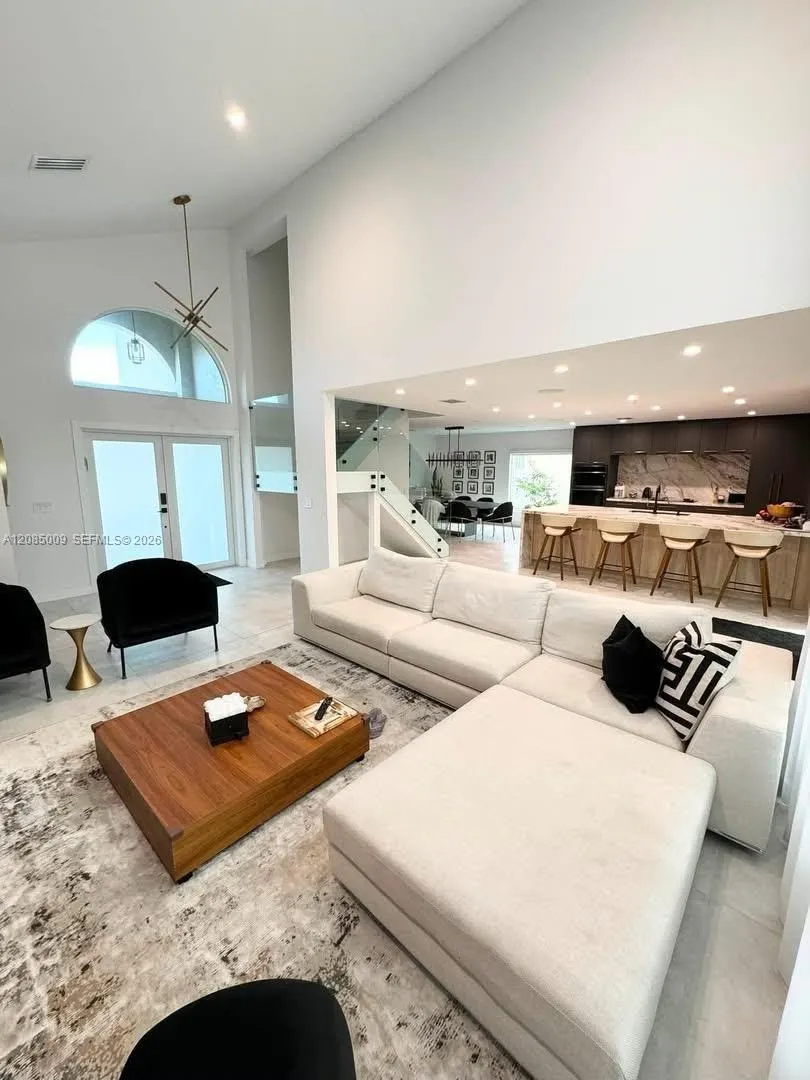4827 SW 34th Ave Hollywood, FL 33312