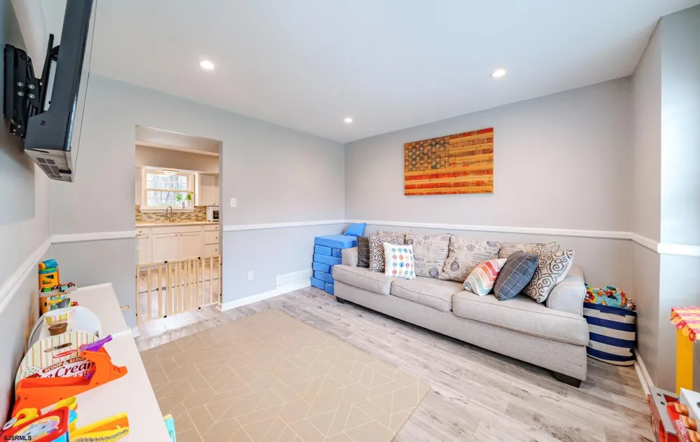 14 Rivendell Road Marmora, NJ 08223