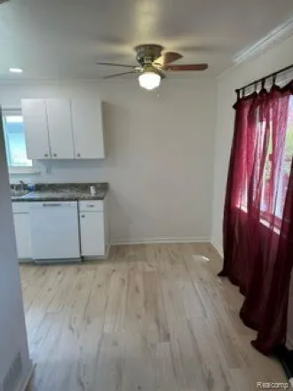 14758 Gulley Street Taylor City, MI 48180