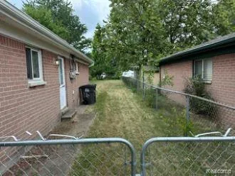 14758 Gulley Street Taylor City, MI 48180