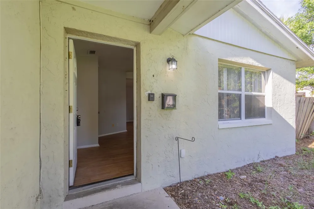 8081 28TH AVENUE St Petersburg, FL 33710