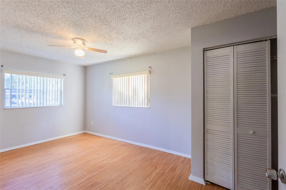 8081 28TH AVENUE St Petersburg, FL 33710