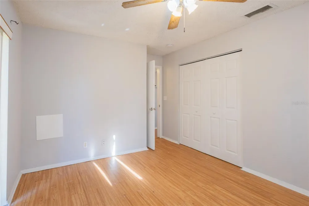 8081 28TH AVENUE St Petersburg, FL 33710