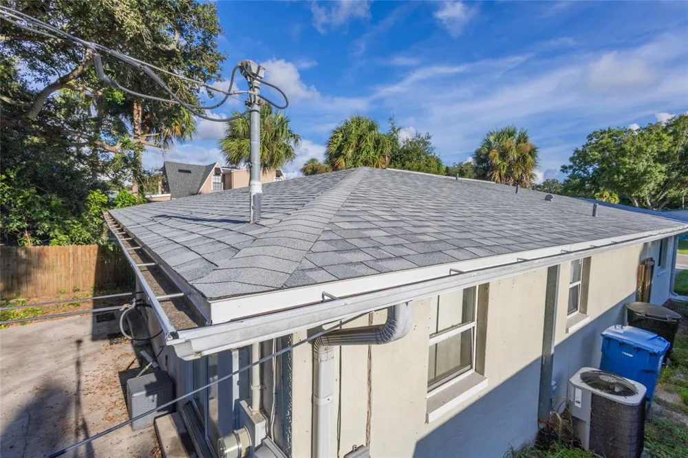 8081 28TH AVENUE St Petersburg, FL 33710