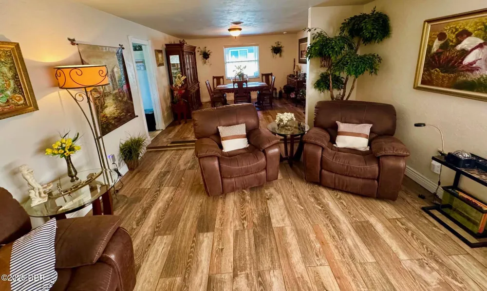 153 University Circle Ormond Beach, FL 32176