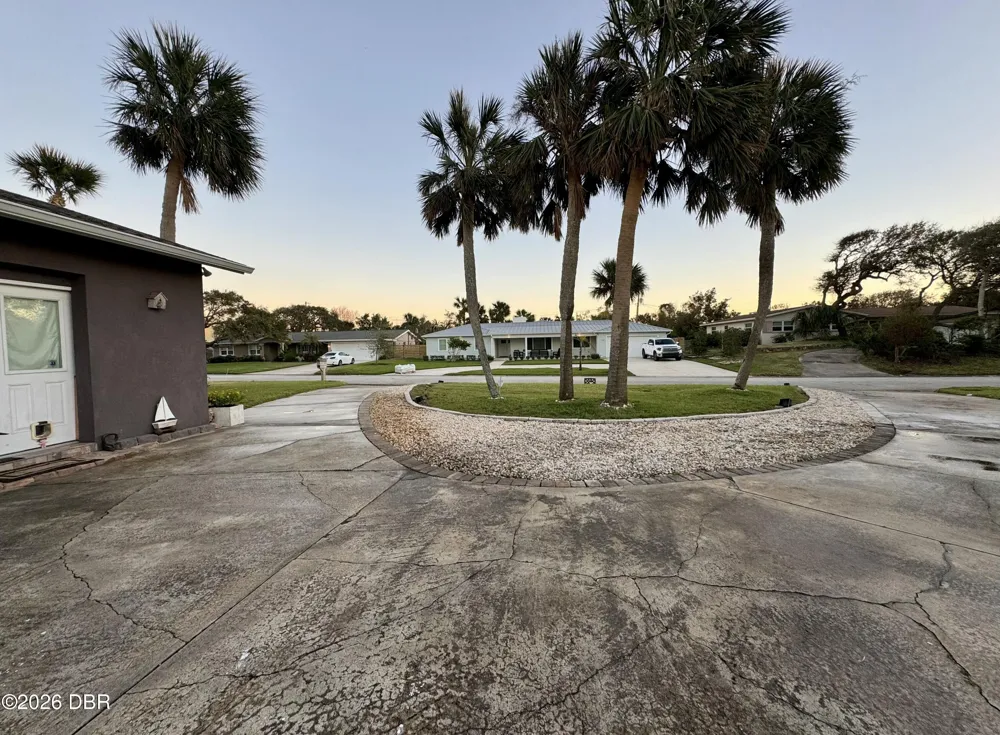 153 University Circle Ormond Beach, FL 32176