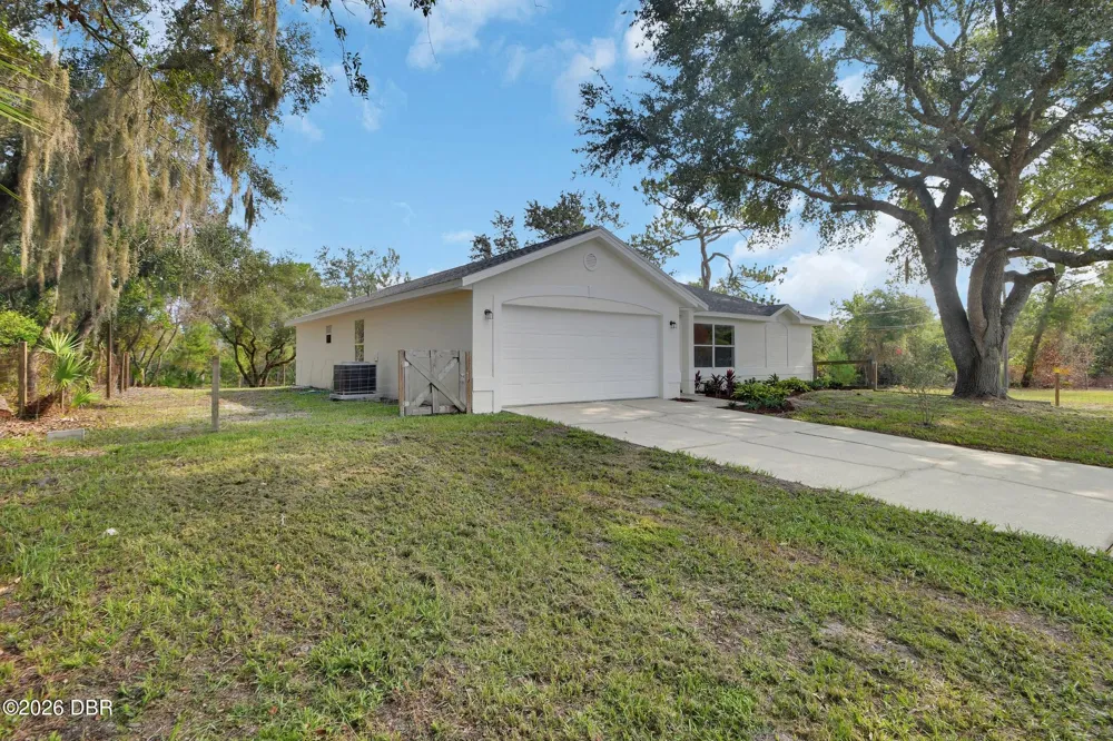 1251 Seminole Drive Deleon Springs, FL 32130