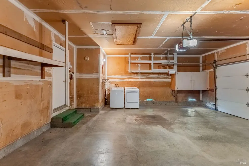 2424 Janis Way Calistoga, CA 94515