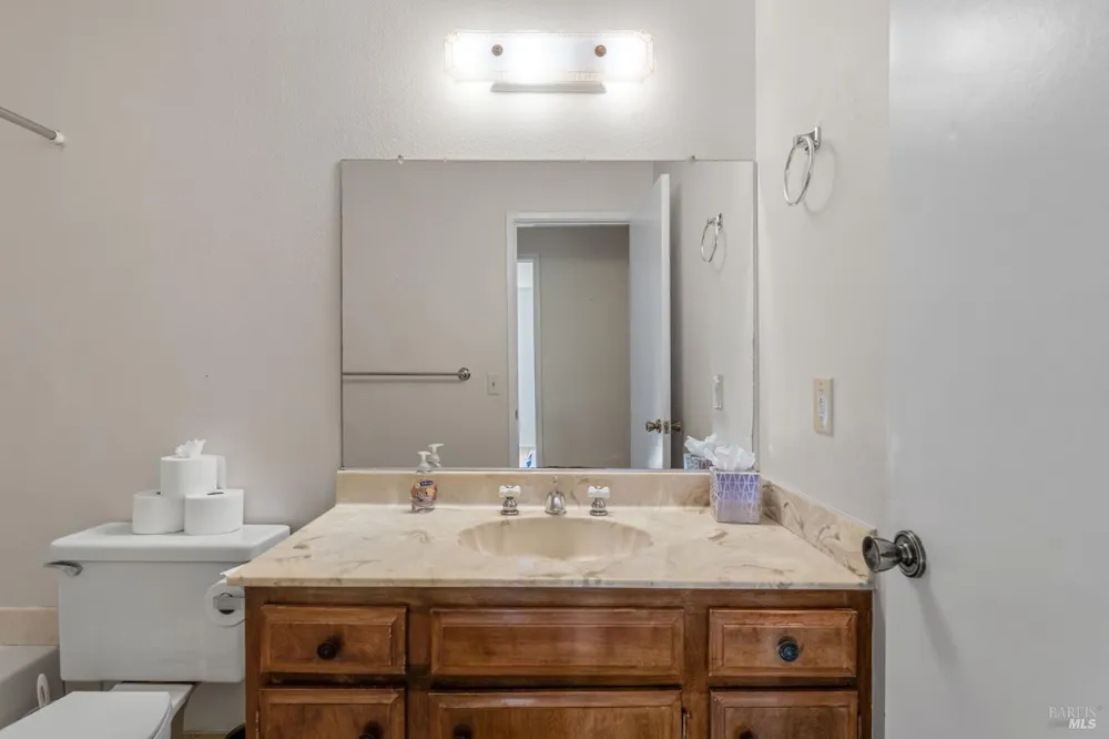 2424 Janis Way Calistoga, CA 94515