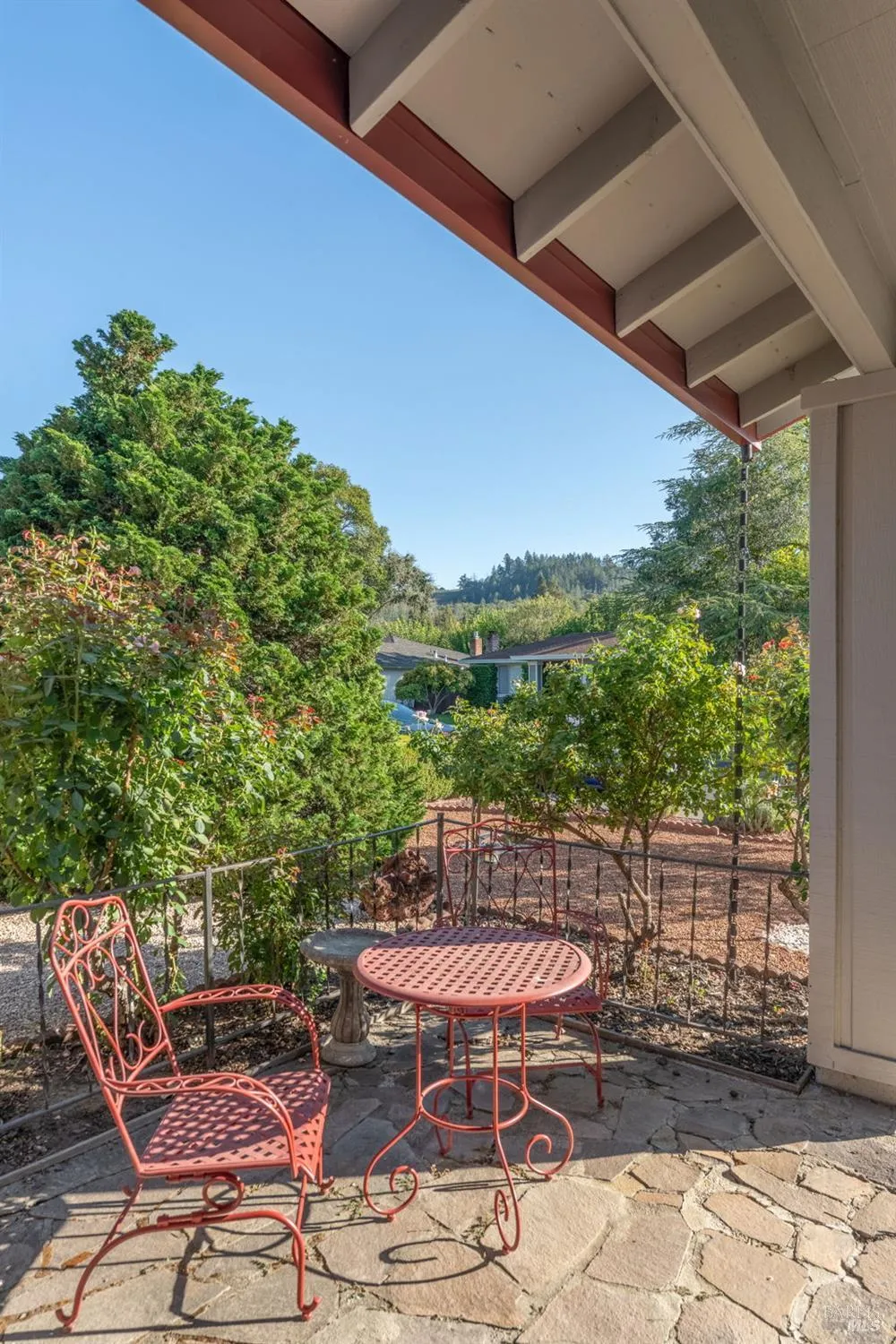 2424 Janis Way Calistoga, CA 94515