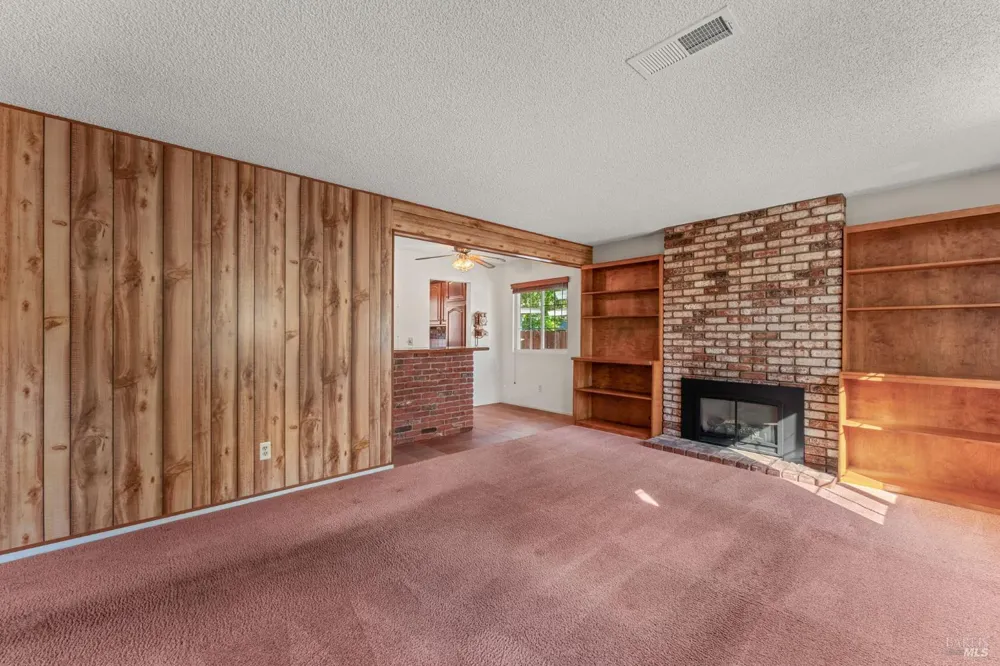 2424 Janis Way Calistoga, CA 94515