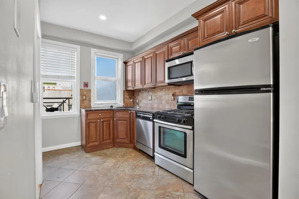 60 MADISON ST Hoboken, NJ 07030