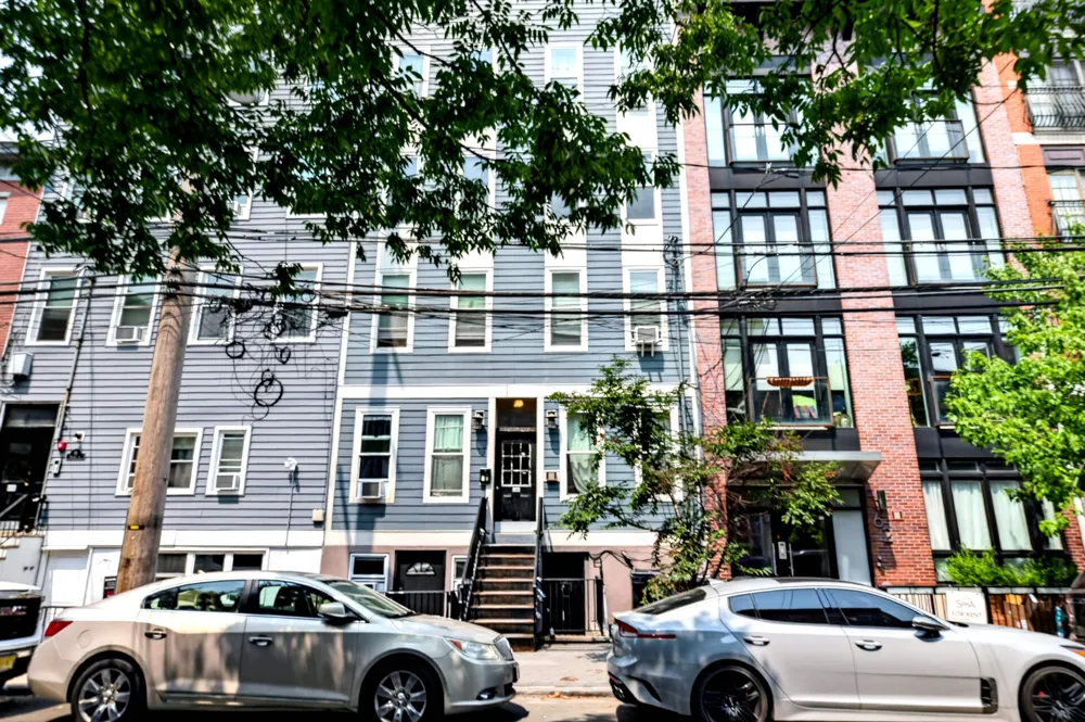 60 MADISON ST Hoboken, NJ 07030